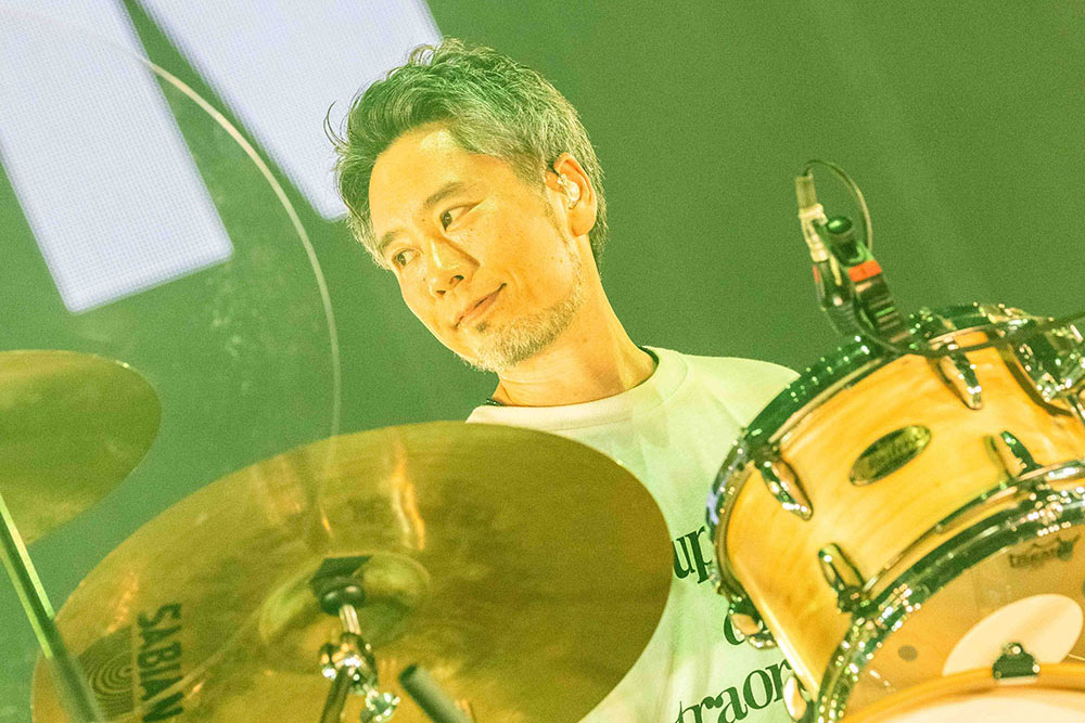 ASIAN KUNG-FU GENERATION