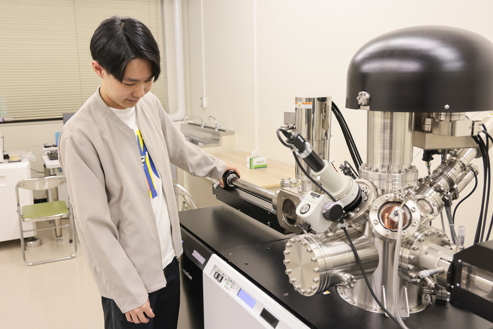 #Seedsforthefuture 皮膚に貼るだけで体の健康状態を測れるバイオセンサーの研究について