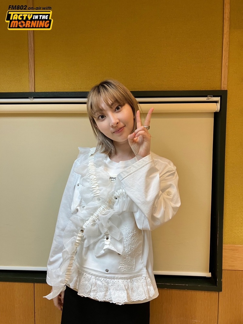 【6/25(火) COMMENT GUEST ：家入レオ】