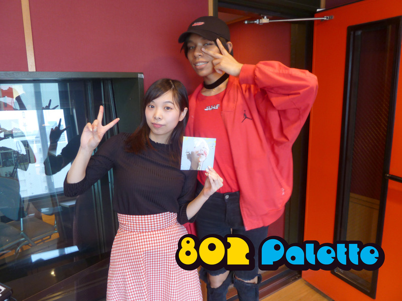 fm802